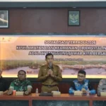 Pertamina Hulu Mahakam menggelar sosialisasi keselamatan bagi nelayan dan masyarakat di Kecamatan Anggana, Delta Mahakam.