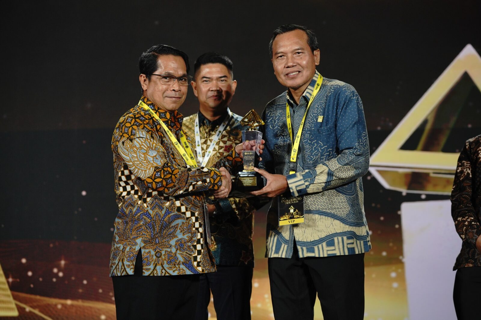 PLN Bawa Pulang Dua Penghargaan ESDM, Keselamatan dan Inovasi Digital Jadi Kunci
